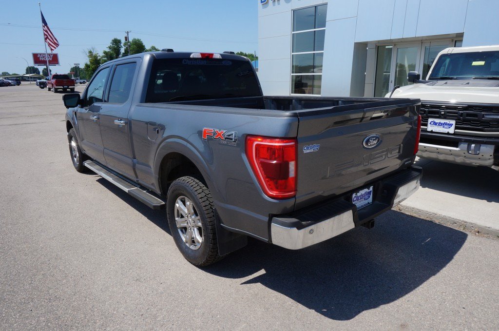 Used 2022 Ford F150 XLT w/ Equipment Group 302A High AWD/4WD image 3