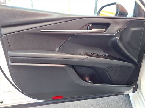 Certified 2025 Toyota Camry LE image 17