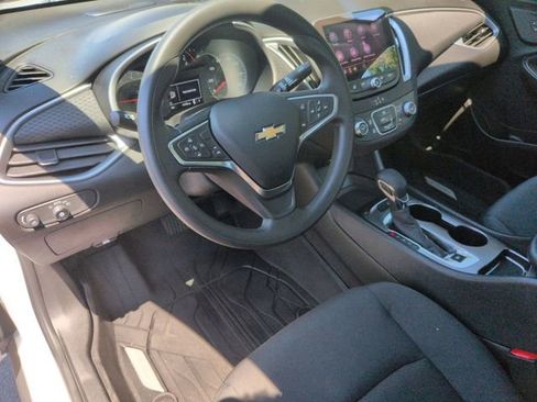 Used 2023 Chevrolet Malibu LS FWD image 15
