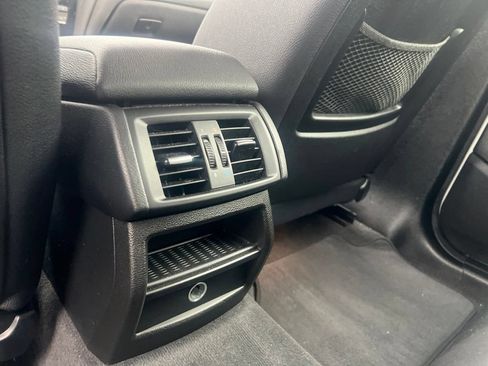 Used 2017 BMW X3 sDrive28i RWD image 9