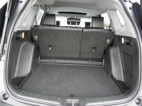 Used 2022 Honda CR-V Touring image 16