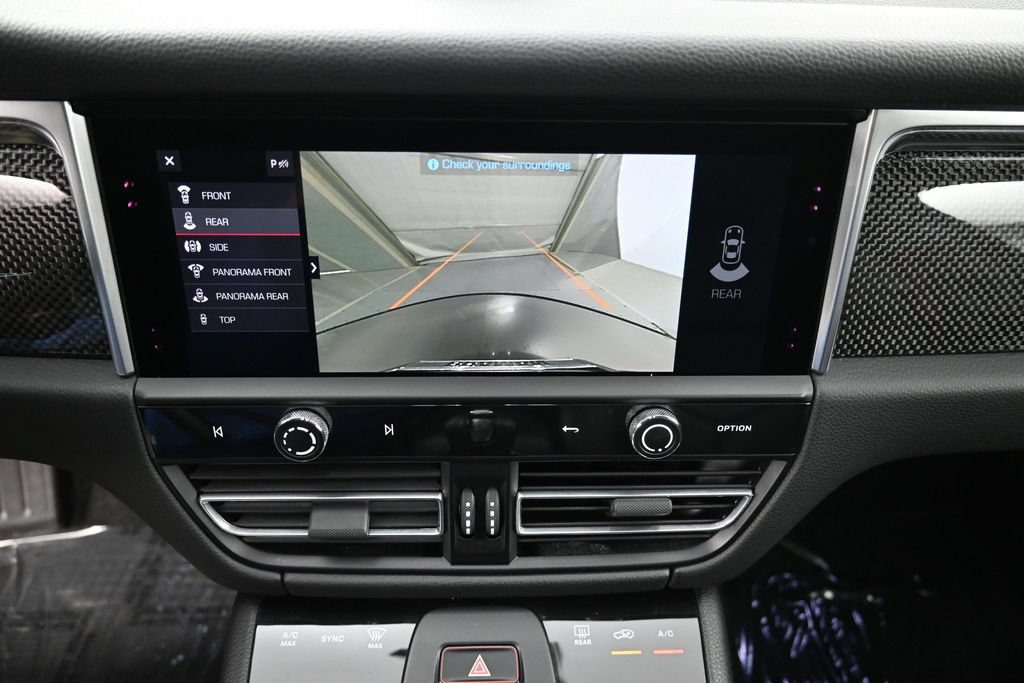 Certified 2023 Porsche Macan S AWD/4WD image 20