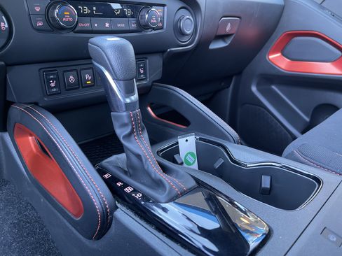 Used 2023 Nissan Frontier PRO-4X w/ Pro Convenience Package image 32