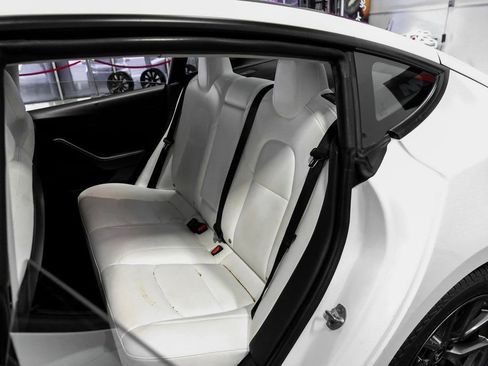 Used 2021 Tesla Model 3 Standard Range Plus image 30