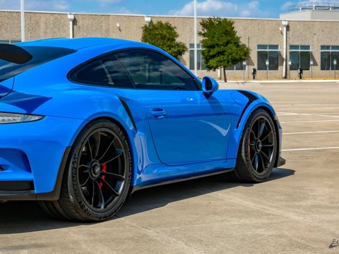 Used 2016 Porsche 911 GT3 RS RWD image 17