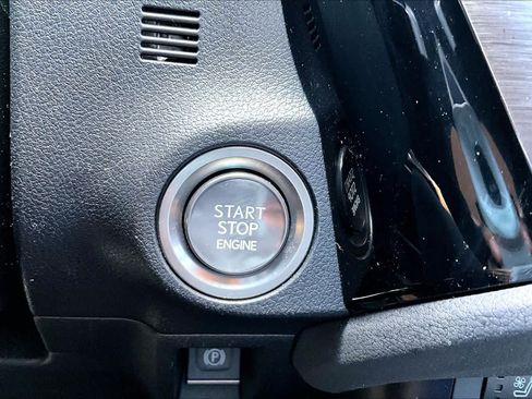 Used 2023 Lexus ES 350 w/ Premium Package FWD image 34