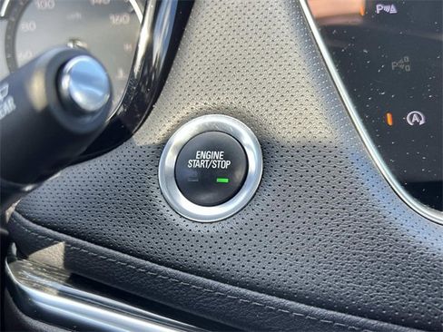 Certified 2022 Cadillac XT5 Premium Luxury w/ LPO, Floor Liner Package image 25