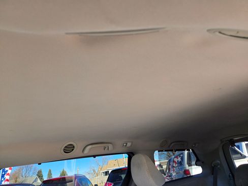 Used 2013 Toyota Sienna LE image 50