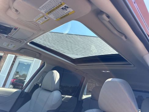 Used 2024 Subaru Forester Limited image 28