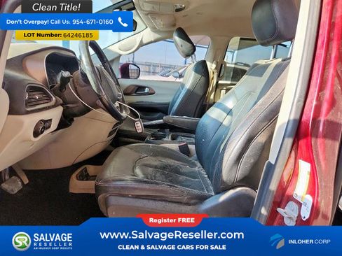 Used 2019 Chrysler Pacifica Touring-L image 9