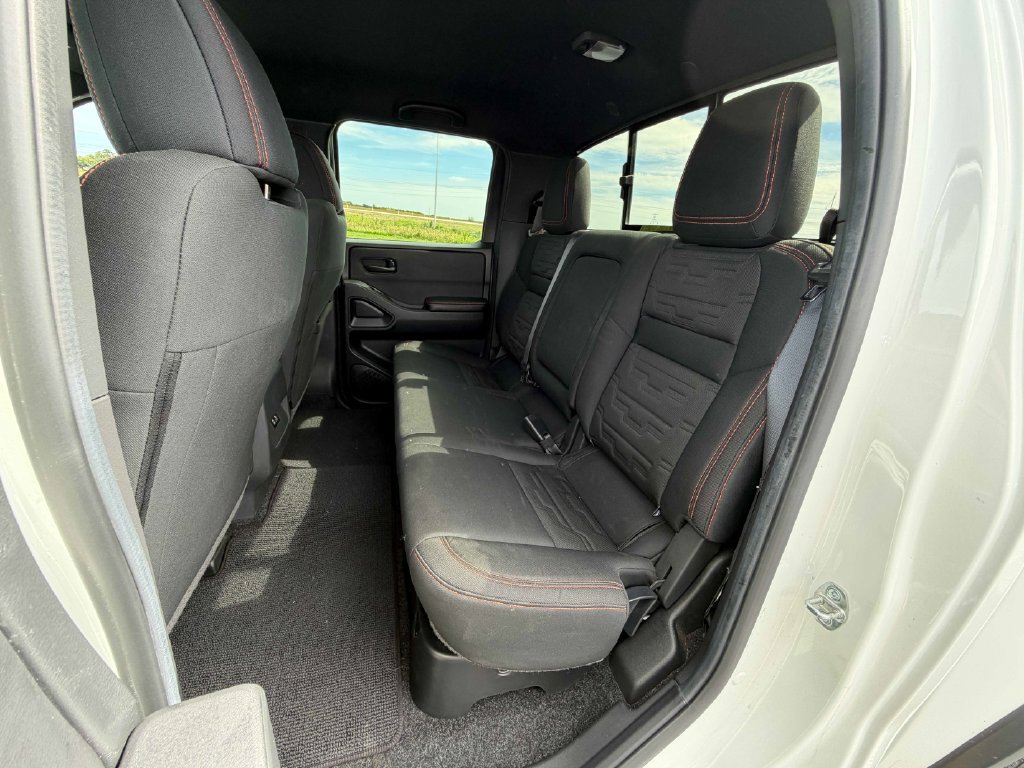 Used 2026 Nissan Frontier PRO-4X AWD/4WD image 20