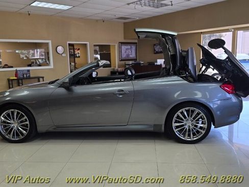 Used 2013 INFINITI G37 Convertible w/ Premium Pkg RWD image 13