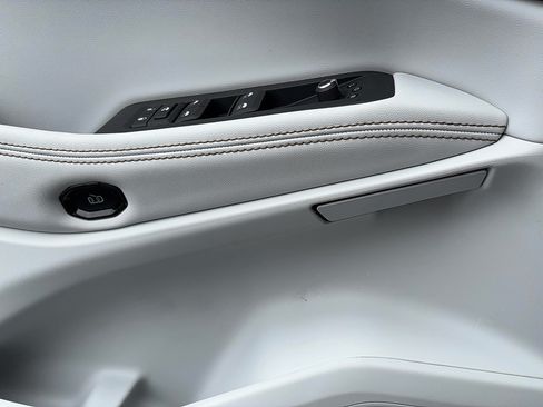 New 2026 Jeep Cherokee Limited AWD/4WD image 24