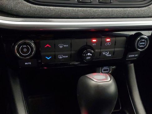 Used 2025 Jeep Compass Latitude AWD/4WD image 20