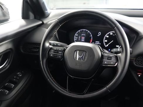 Certified 2025 Honda HR-V Sport image 10