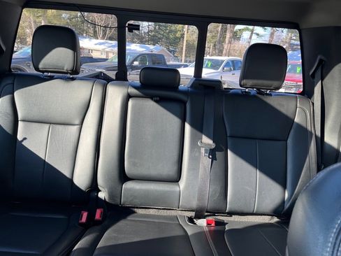 Used 2021 Ford F250 Lariat w/ Tremor Off-Road Package image 17