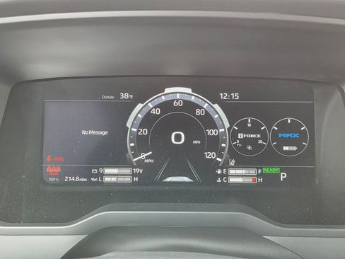 Used 2025 Toyota Tundra Platinum image 25