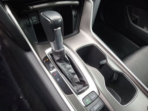 Used 2022 Honda Accord Sport image 15