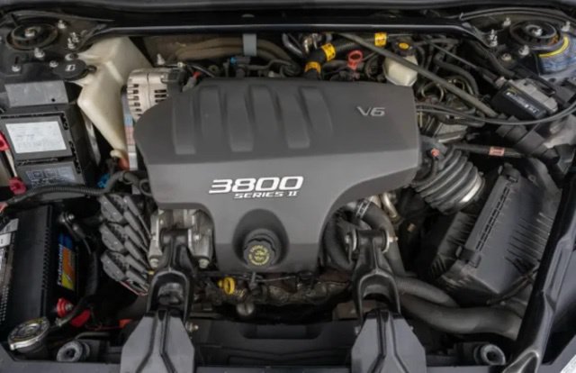 Used 2002 Chevrolet Monte Carlo SS w/ Pace Car Replica Pkg FWD image 7