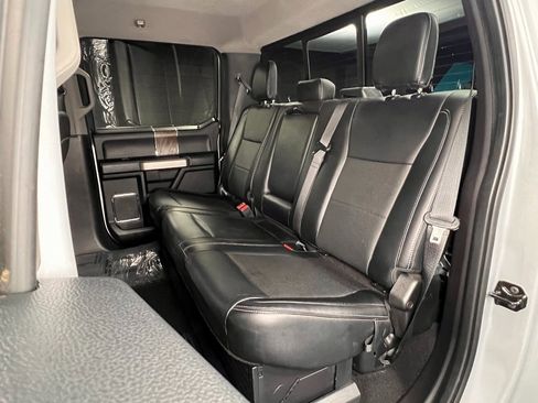 Used 2019 Ford F250 Lariat w/ Chrome Package image 13