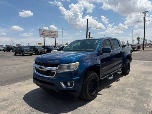 Used 2019 Chevrolet Colorado LT w/ LT Convenience Package AWD/4WD image 3