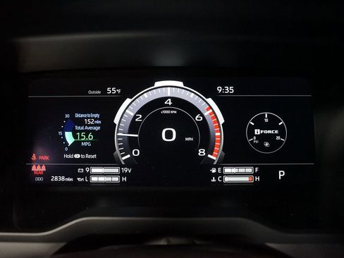 Used 2025 Toyota Tundra Limited w/ TRD Off-Road Package AWD/4WD image 17