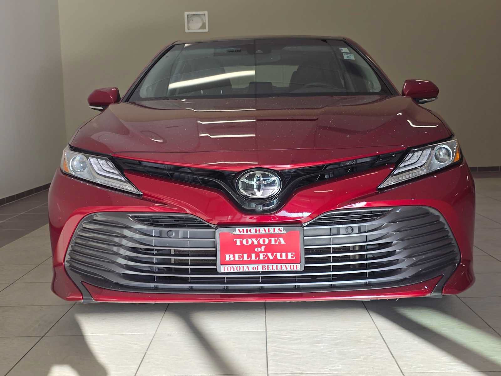 Used 2018 Toyota Camry XLE w/ Audio Package FWD image 6