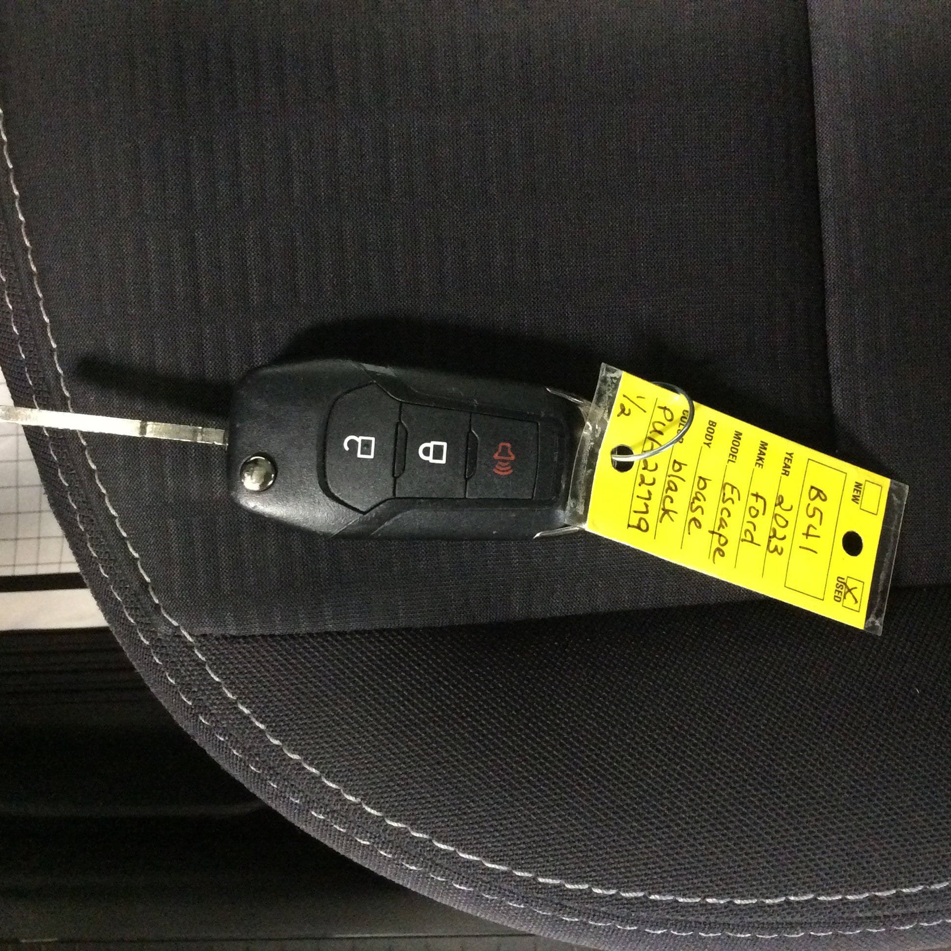 Used 2023 Ford Escape AWD image 31