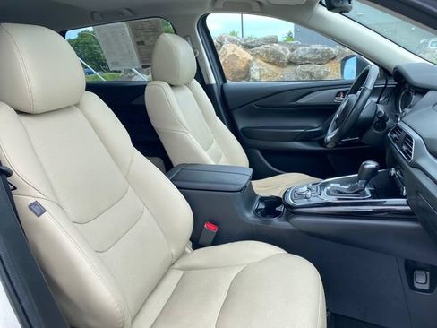 Used 2023 MAZDA CX-9 Touring Plus AWD/4WD image 11