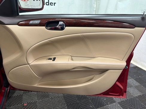 Used 2008 Buick Lucerne CXL w/ Driver Confidence Package FWD image 11
