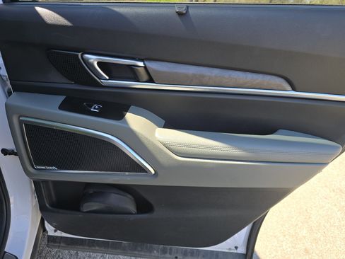 Used 2023 Kia Telluride SX X-Line image 23