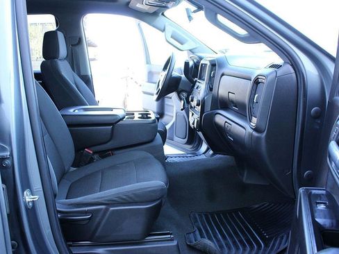 Used 2021 Chevrolet Silverado 1500 Custom image 25