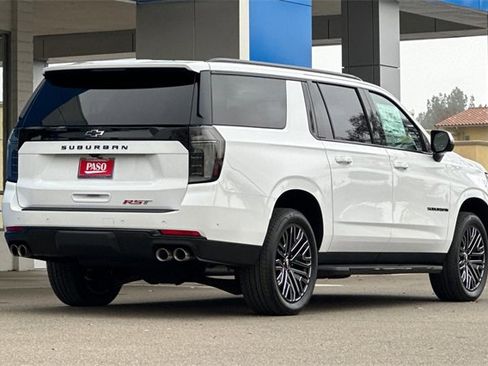 New 2026 Chevrolet Suburban RST w/ RST Capability Package image 5