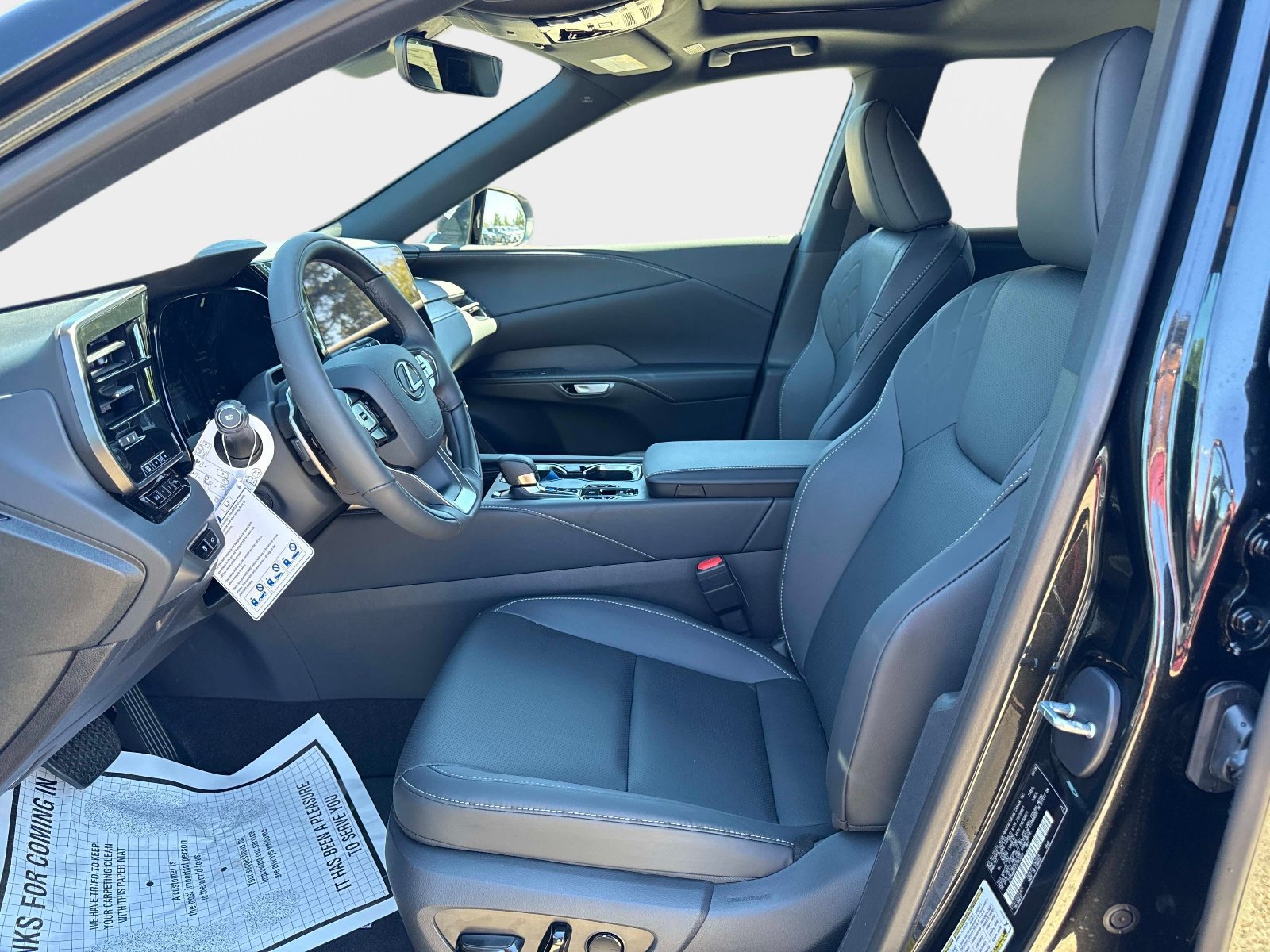 New 2026 Lexus RX 350 F Sport w/ Convenience Package AWD/4WD image 17