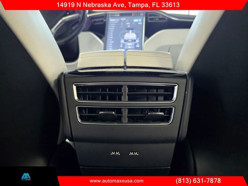 Used 2017 Tesla Model X 75D image 30