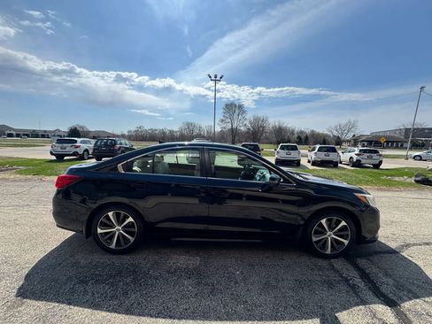 Used 2017 Subaru Legacy 2.5i Limited AWD/4WD image 6