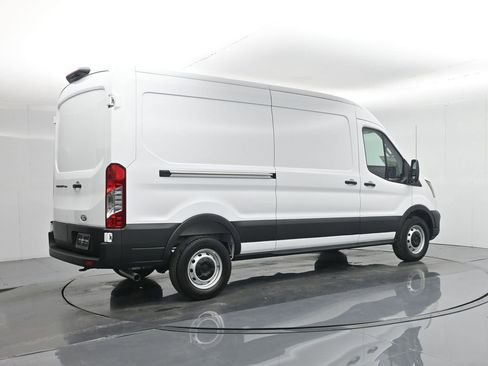 New 2026 Ford Transit 250 148 Medium Roof w/ Load Area Protection Package RWD image 21