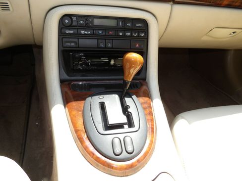 Used 1997 Jaguar XK8 Coupe RWD image 88