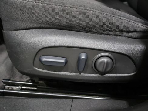 Used 2024 Chevrolet Malibu LT FWD image 12