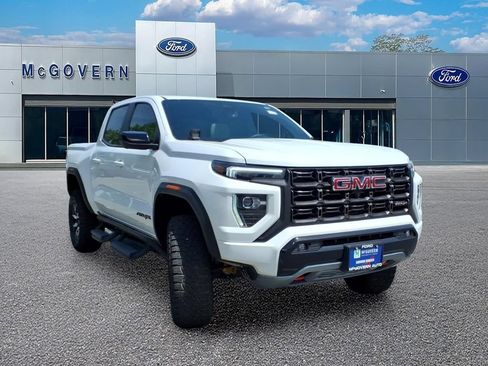Used 2024 GMC Canyon AT4X AWD/4WD image 4