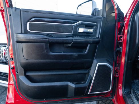 Used 2019 RAM 2500 Laramie w/ Night Edition AWD/4WD image 21