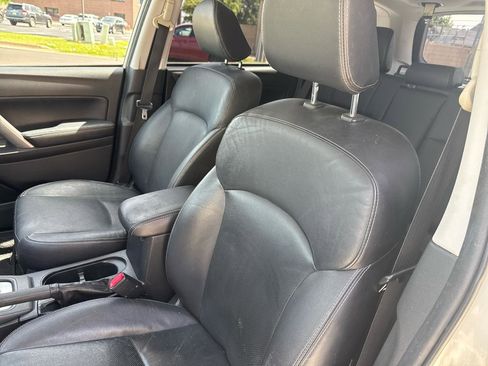 Used 2014 Subaru Forester 2.0XT Touring AWD/4WD image 35