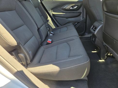Used 2023 GMC Terrain SLE w/ Driver Convenience Package FWD image 14