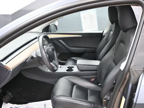 Used 2023 Tesla Model Y Long Range AWD/4WD image 15