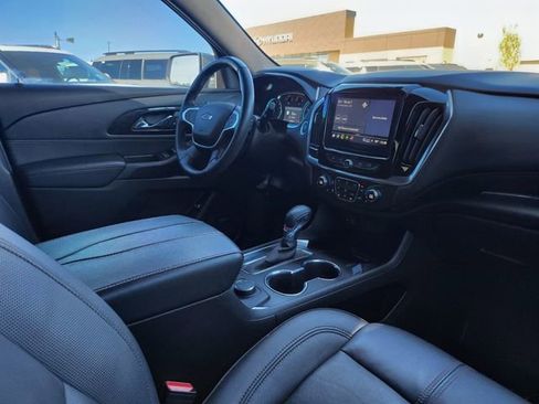 Certified 2023 Chevrolet Traverse RS image 28