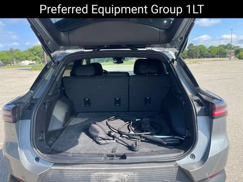 Used 2025 Chevrolet Equinox EV LT FWD image 8