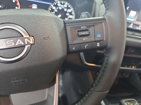 New 2026 Nissan Rogue SV FWD image 18