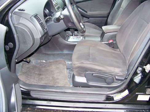 Used 2011 Nissan Altima 2.5 S image 32