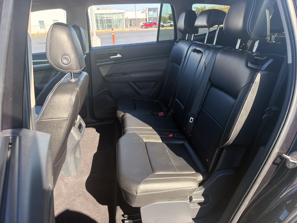 Certified 2023 Volkswagen Atlas SE w/ Panoramic Sunroof Package AWD/4WD image 23