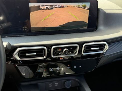 New 2026 Nissan Sentra SV FWD image 17